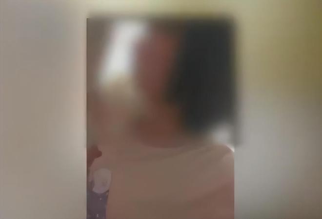 身母亲赶出家门背后真相令人泪目m6米乐注册湖南14岁女儿将单(图7)