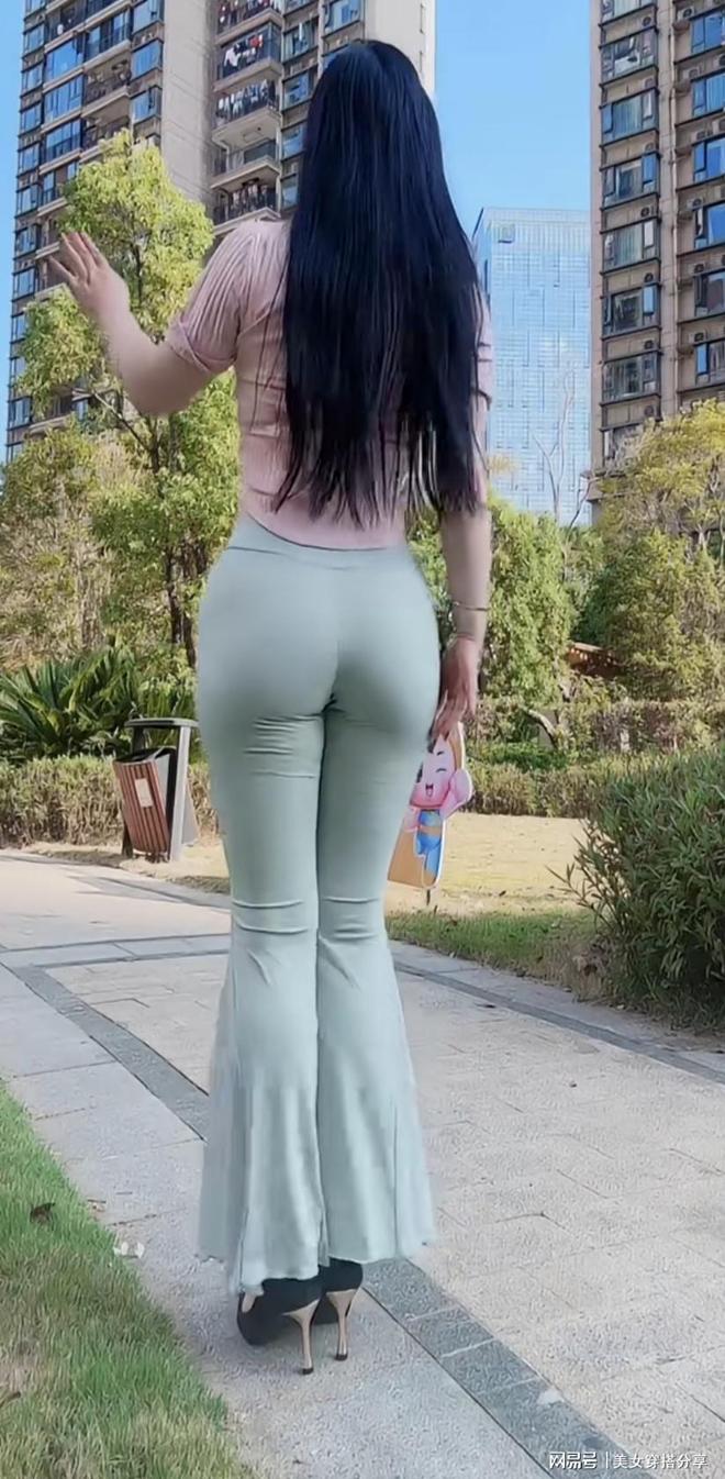的减龄穿搭老阿姨必备(图2)